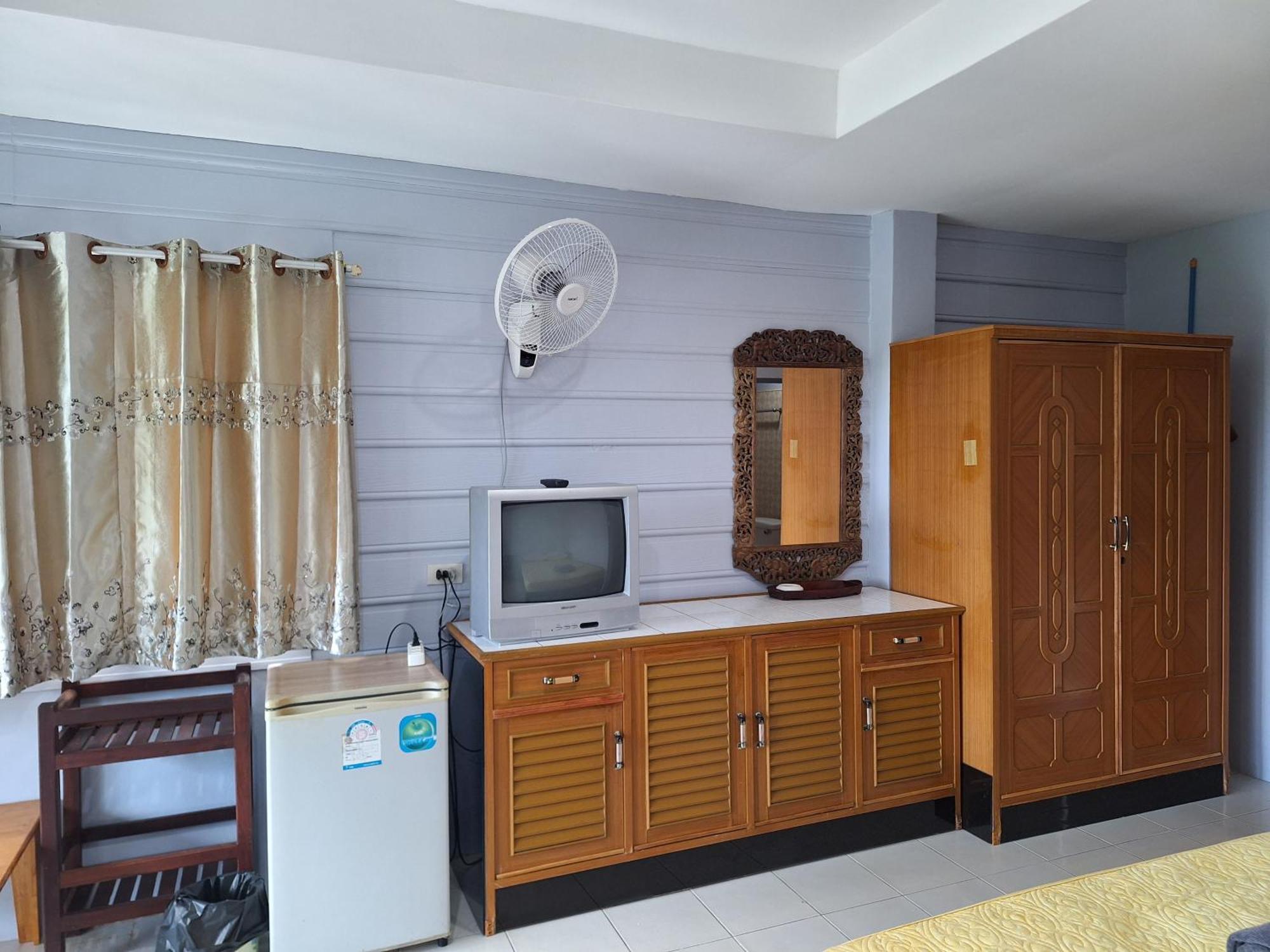 Phonsomboon Guesthouse 코타오 외부 사진