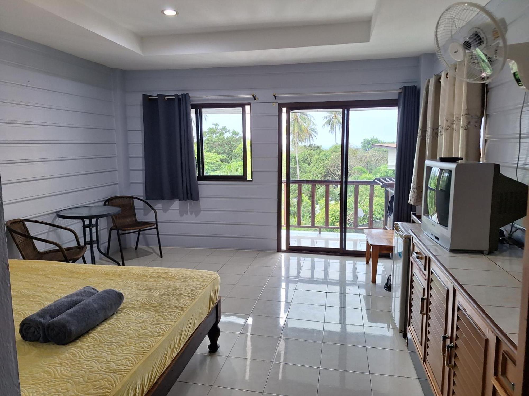 Phonsomboon Guesthouse 코타오 외부 사진